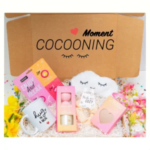 cadeau cocooning avec masque visage, masque sommeil, boules de bain, bougie, chouchous, bougie massage