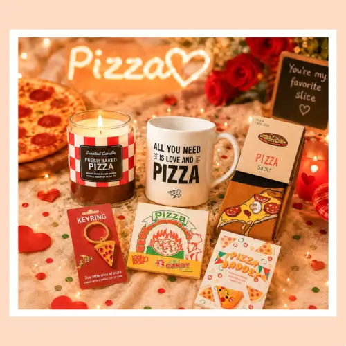 Goodies du coffret pizza lovers présentés à plat avec mug, bougie parfumée, chaussettes pizza et porte-clé.